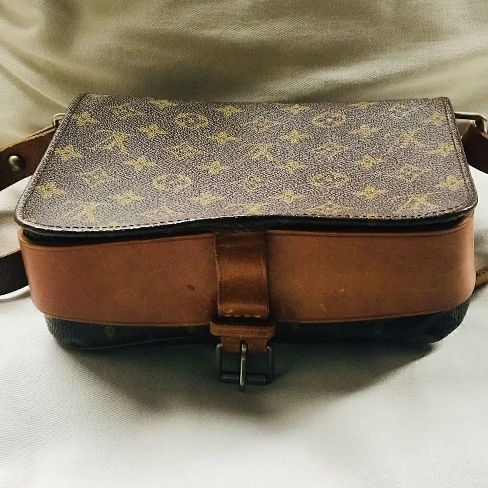 COPY - Louis Vuitton Cartouchiere Cross body bag
